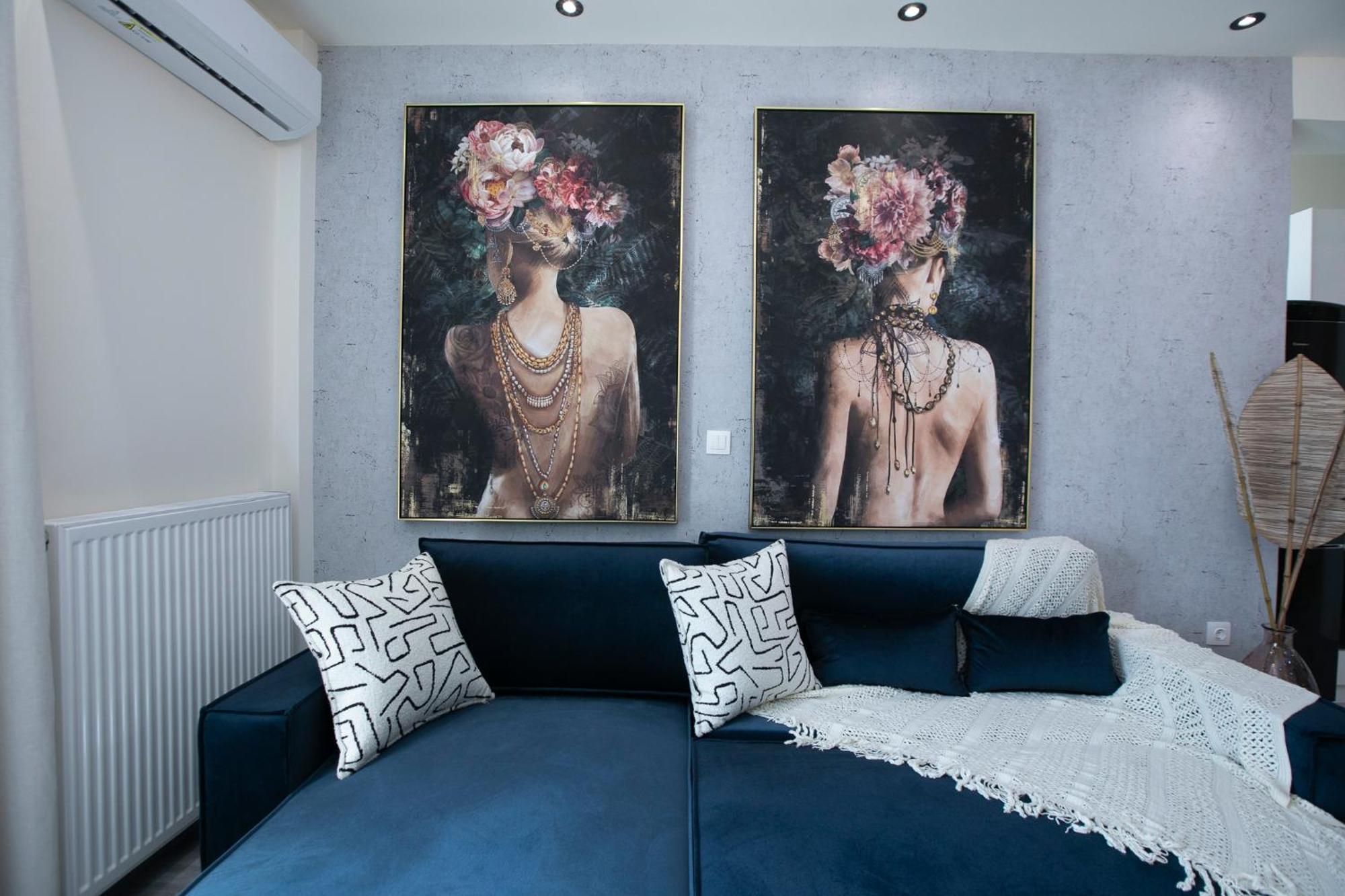 Latomeiou 3 Luxury